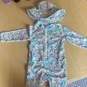 NWOT Janie and Jack 3-6 month rash guard and sun hat